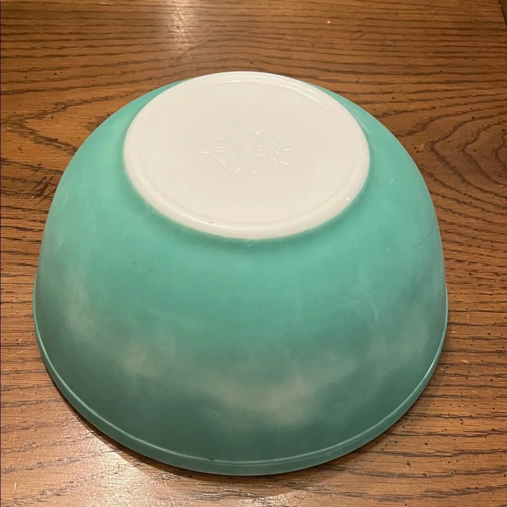 Pyrex elegant mint